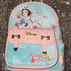 Disney Wondapop Snow White 11" Vegan Leather Backpack